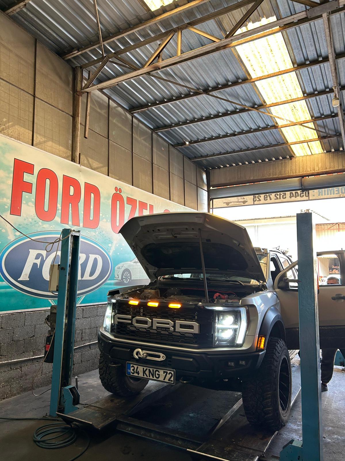 Demir Oto Ford Özel Servis