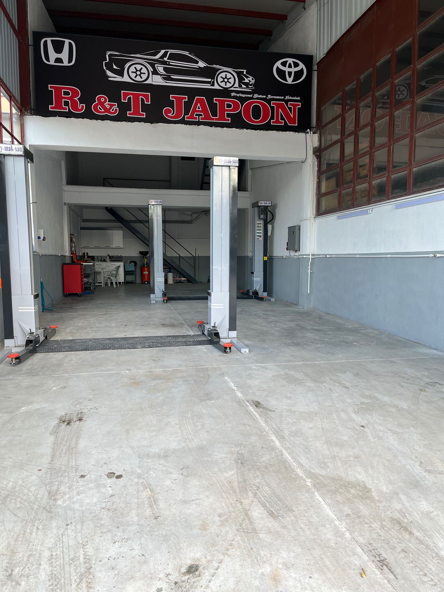R&T Japon Oto Servis